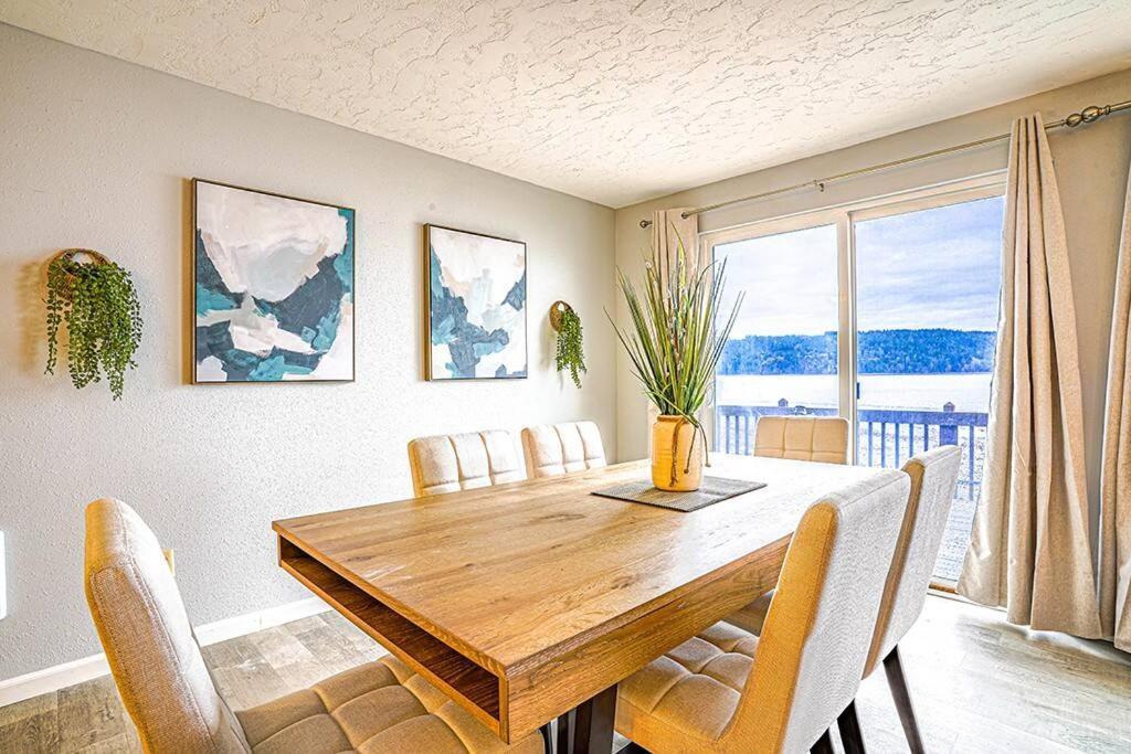 Waterfront Retreat, Relaxation, Fun In Hood Canal Hoodsport Eksteriør bilde